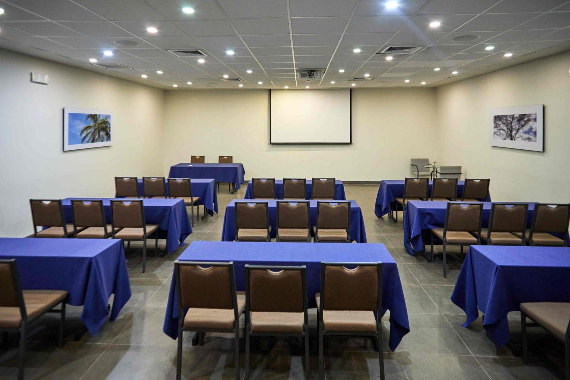 Casa Andina Premium Piura Hotell Exteriör bild