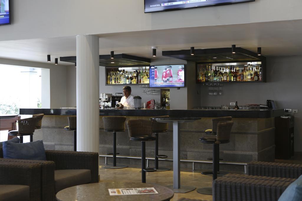 Casa Andina Premium Piura Hotell Exteriör bild